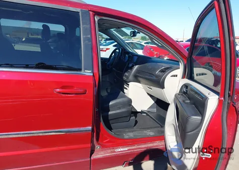 2013 Chrysler Town & Country Touring из США, поврежденный, VIN 2C4RC1BGXDR636239